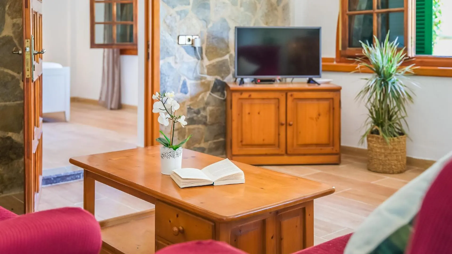 Ideal Property Mallorca - Villa Xisco Alcudia  0*, Alcudia (Mallorca)